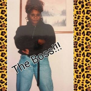 Meet your Posher, Dee